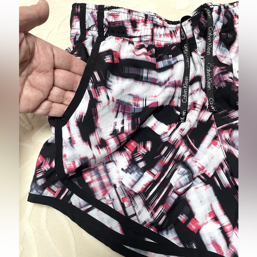 Calvin Klein Women's Athletic Shorts - Black and Pink Abstract - Picture 3 of 5